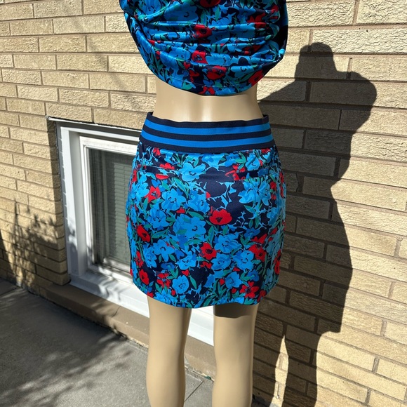 PGA TOUR APPAREL Floral skort size S - Picture 3 of 5